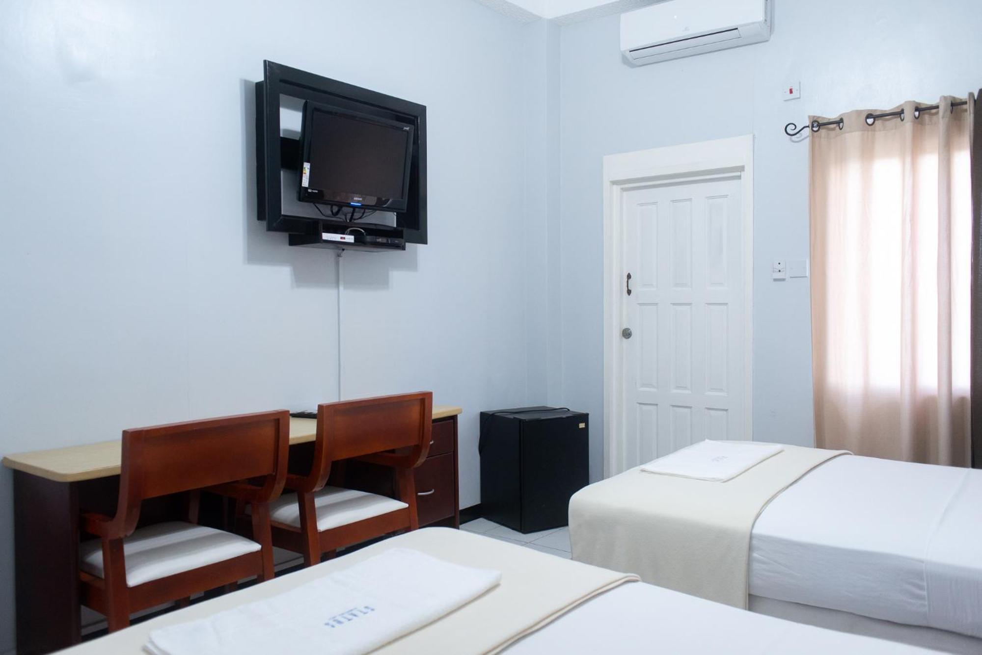 Status Hotel Джорджтаун Экстерьер фото
