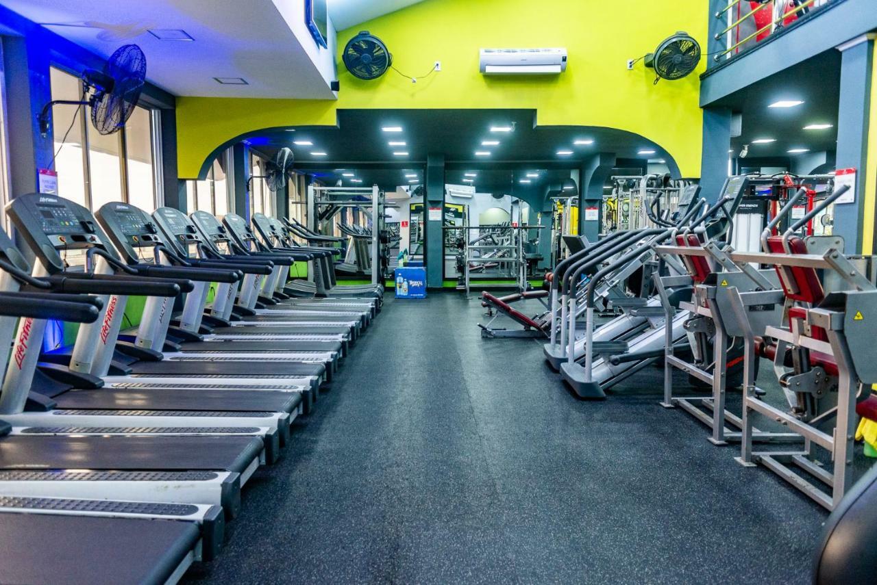 Status Hotel Джорджтаун Экстерьер фото